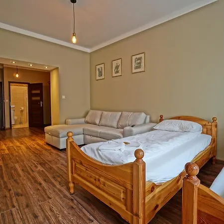 Grodzka 8 * קרקוב