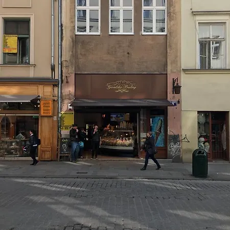 Grodzka 8 公寓